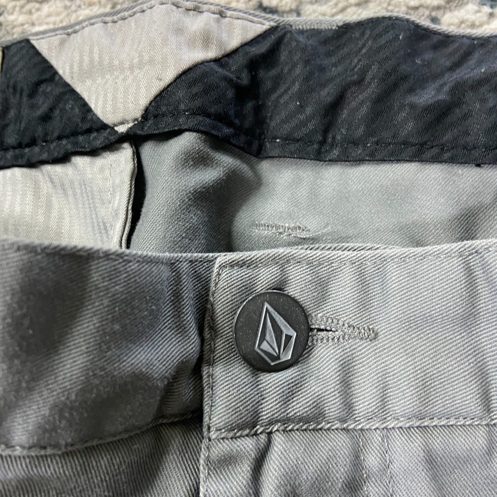 Y2K Surf Volcom Frickin Chino‎ Shorts Mens 32 Gray Cotton Golf Performance - Picture 6 of 14